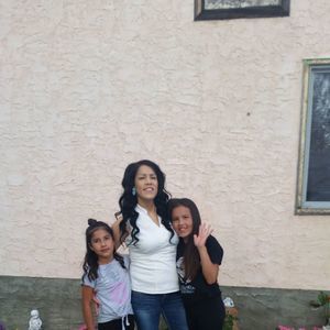 Meet your Posher, Monica